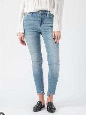 Frame Denim Light Blue Skinny Jeans with Raw Hem